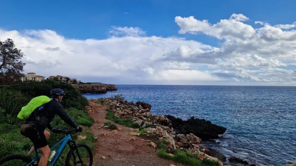 Elektrisch en spierkracht: Mountainbiken op Mallorca