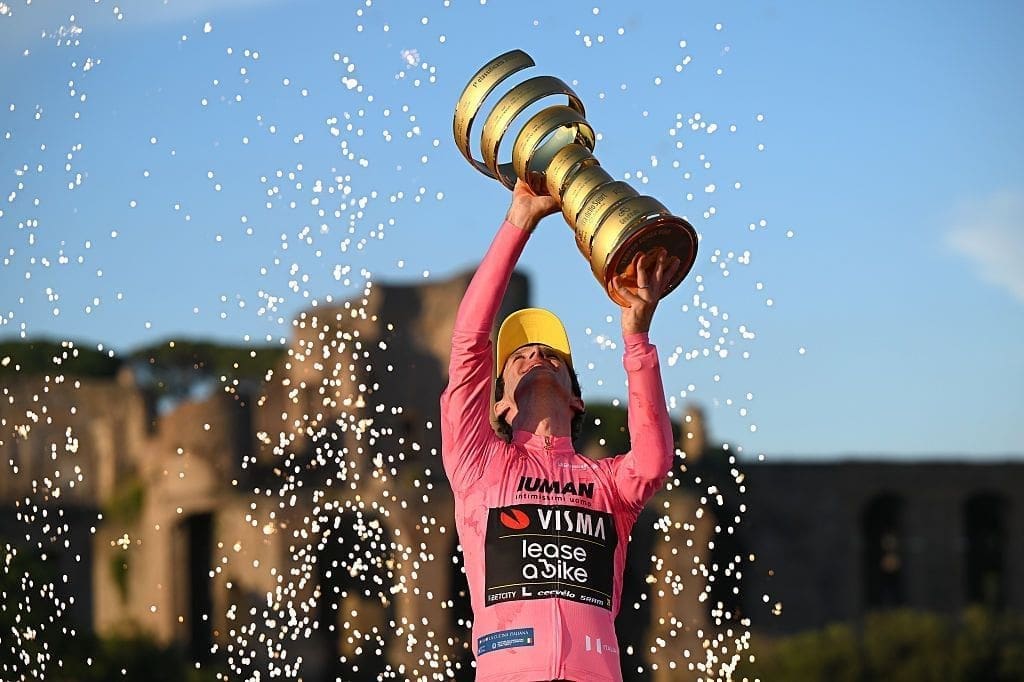 Wielericonen Tom Dumoulin en Annemiek van Vleuten verzekerd van jarenlange samenwerking rond Giro d'Italia