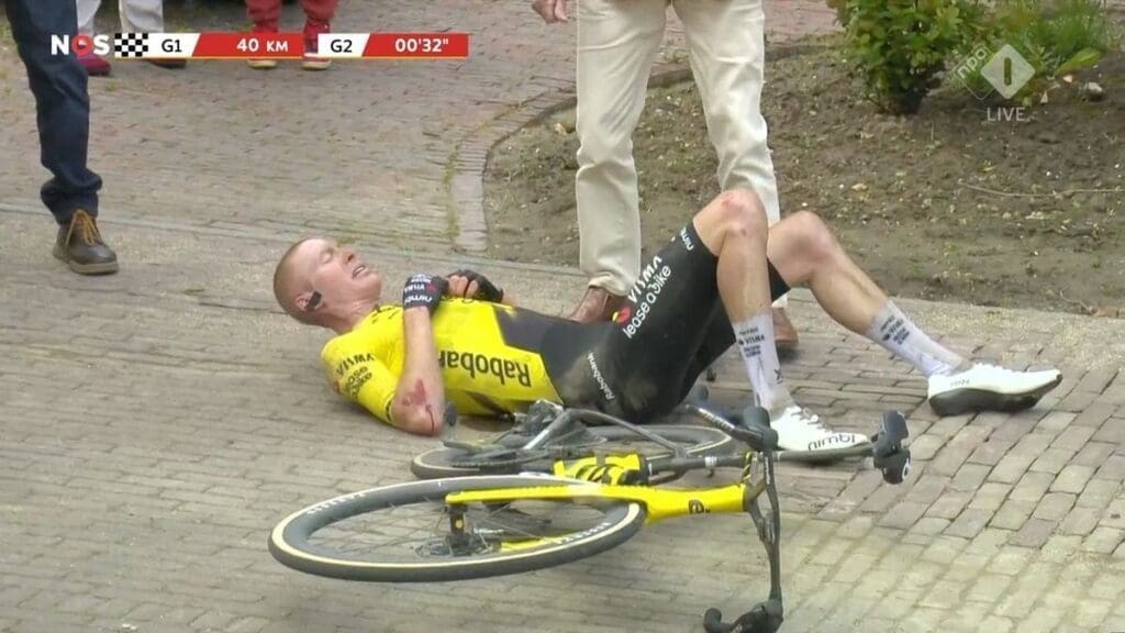 Flinke domper voor Visma | Lease a Bike na Amstel Gold Race: pijnlijke diagnose voor grote naam na val