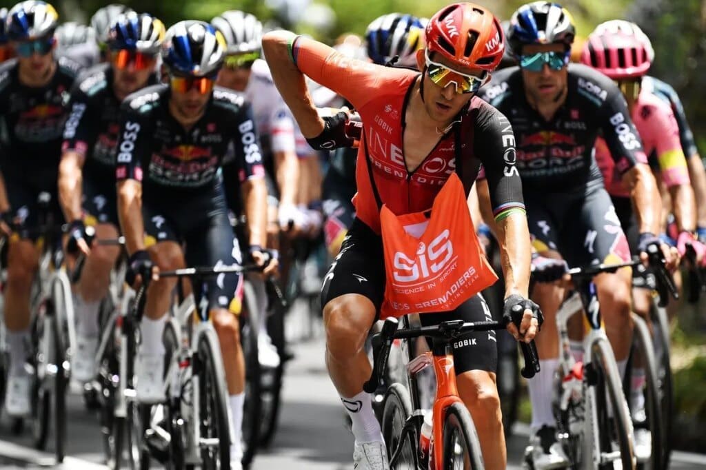 Wat zit er in de etenszak van een Tour-renner? Zo blijven ze presteren tot de finish